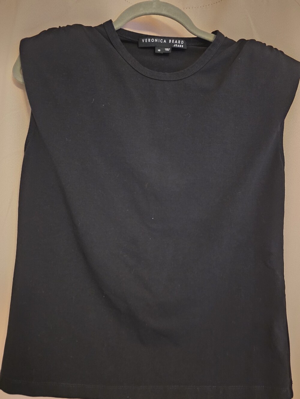 Veronica Beard Black Power Shoulder Sleeveless Top - XS